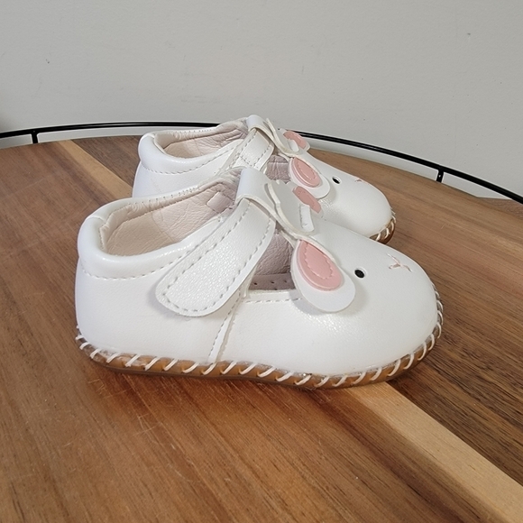 Mai Do Duo white Bunny Rabbit Baby Shoes First Walker Non Slip Size 15 / 7-8 mo. - Picture 5 of 17